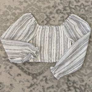 Chelsea & Violet Girls NWT medium Woven Peasant Smocked Balloon Sleeve Blouse